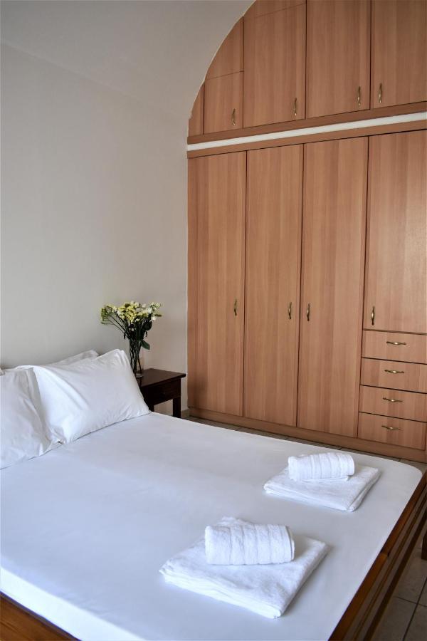 Kamári Emorfia Apartment מראה חיצוני תמונה